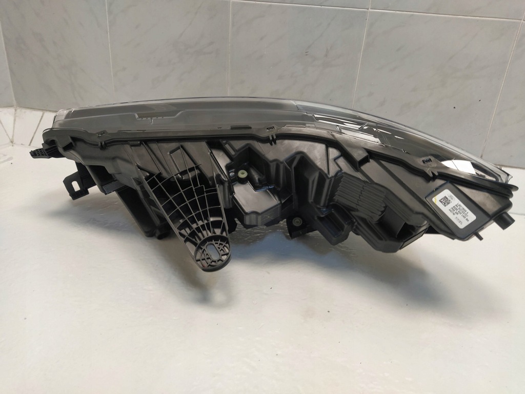 фото №5, Лампа фара перед led правая ford mustang mach-e