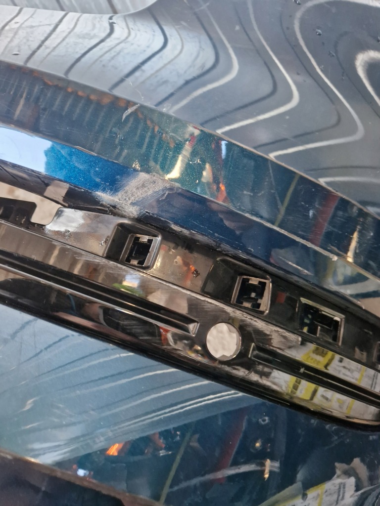 фото №6, Audi e-tron 4ke бампер задня