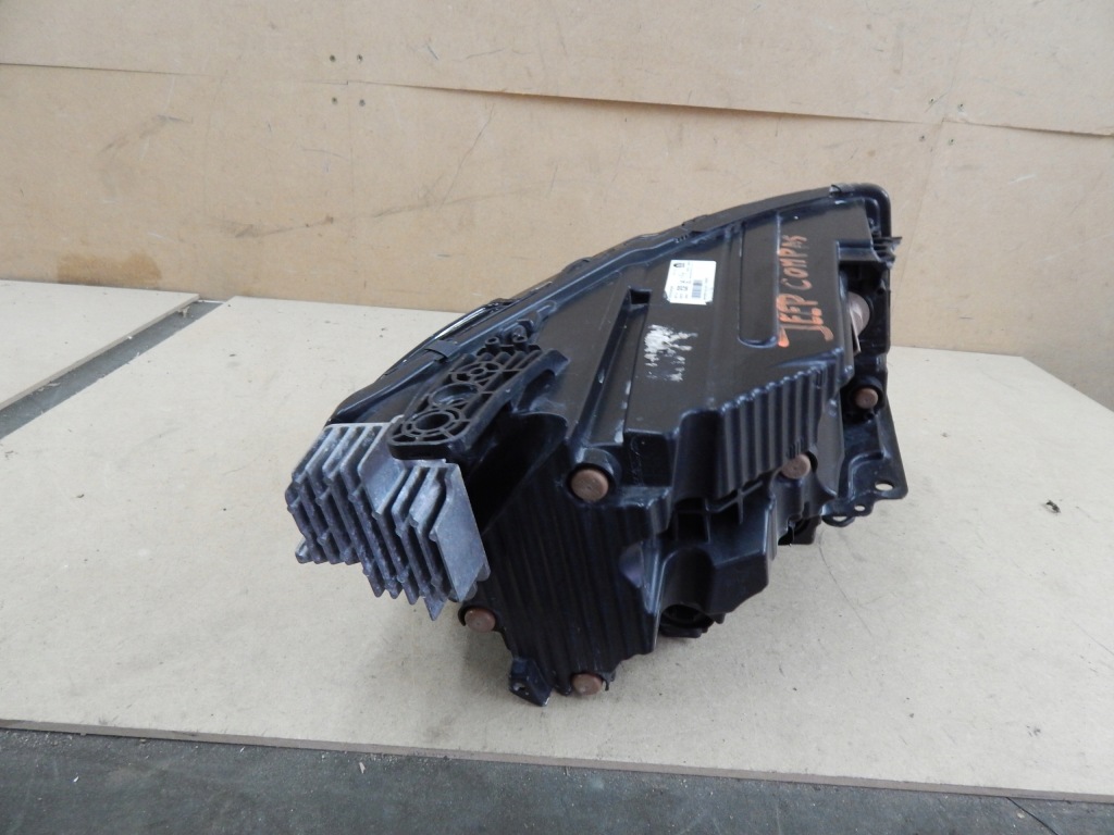 Купить Фара левая передняя левый перед jeep compass рестайлинг  00522040340 оригинал