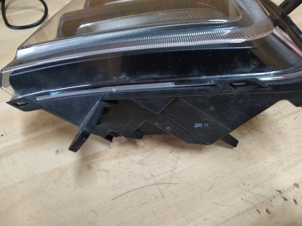 фото №10, Vw scirocco iii 1k8 лампа поворотник ліва hella 192.279-17 eur.