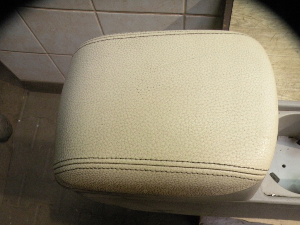 фото №10, Volvo s40 ii v50 04-11 тунель підлокітник