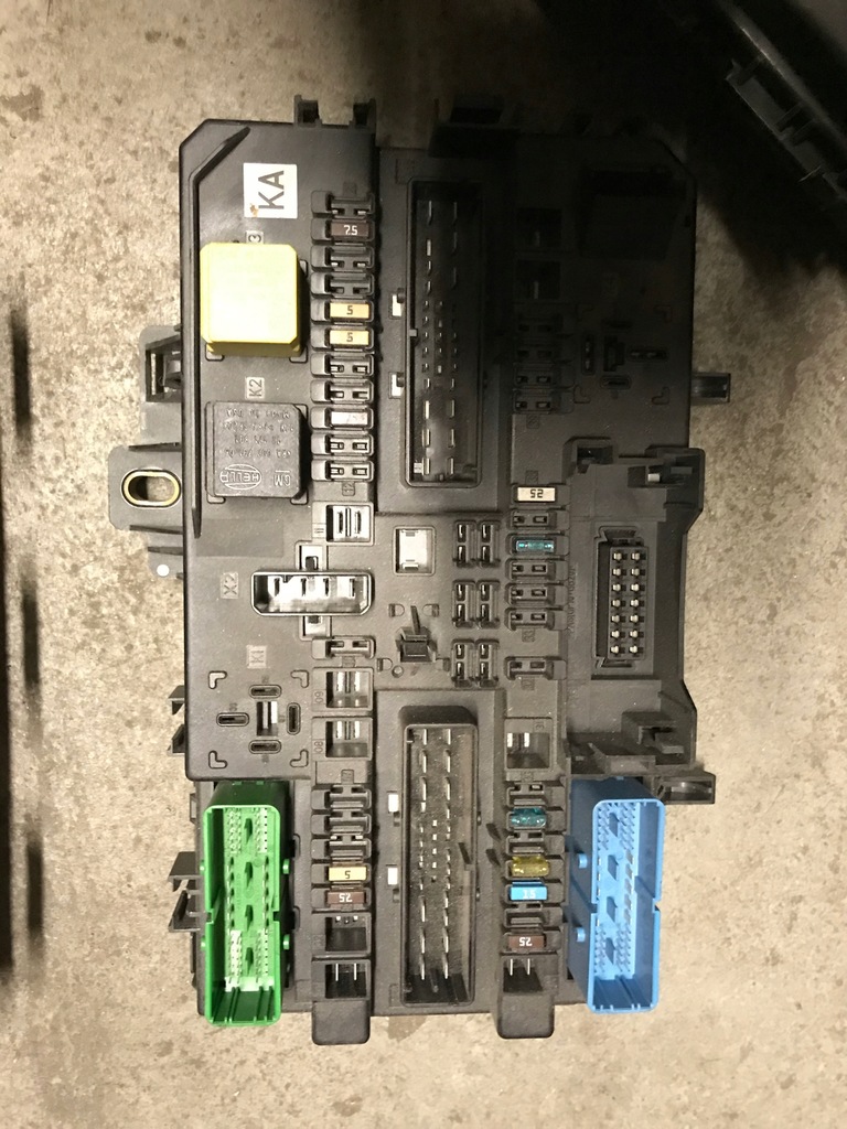 фото №1, Коробка запобіжників opel 94700785 ka