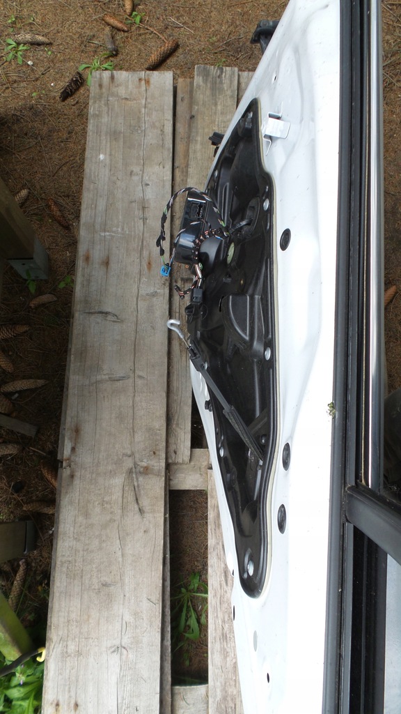 фото №7, Дверь правое задние tiguan i r-line белый идеальное состояние