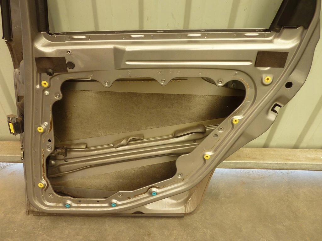 фото №12, Дверь alfa romeo 159 kombi правое задние kod 651