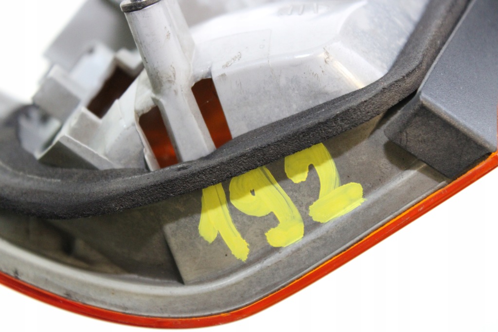 Купити Bmw e46 седан фара лівий задній ліва задня 8364921