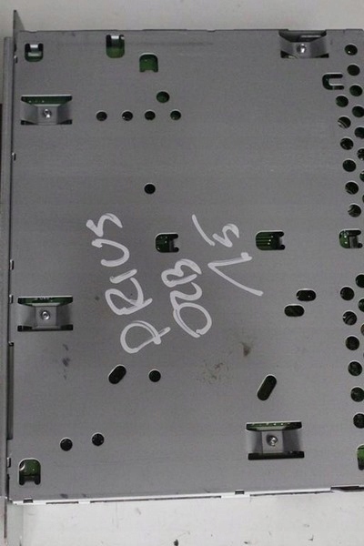 фото №4, Toyota prius 02 радіо заводський 86120-47040