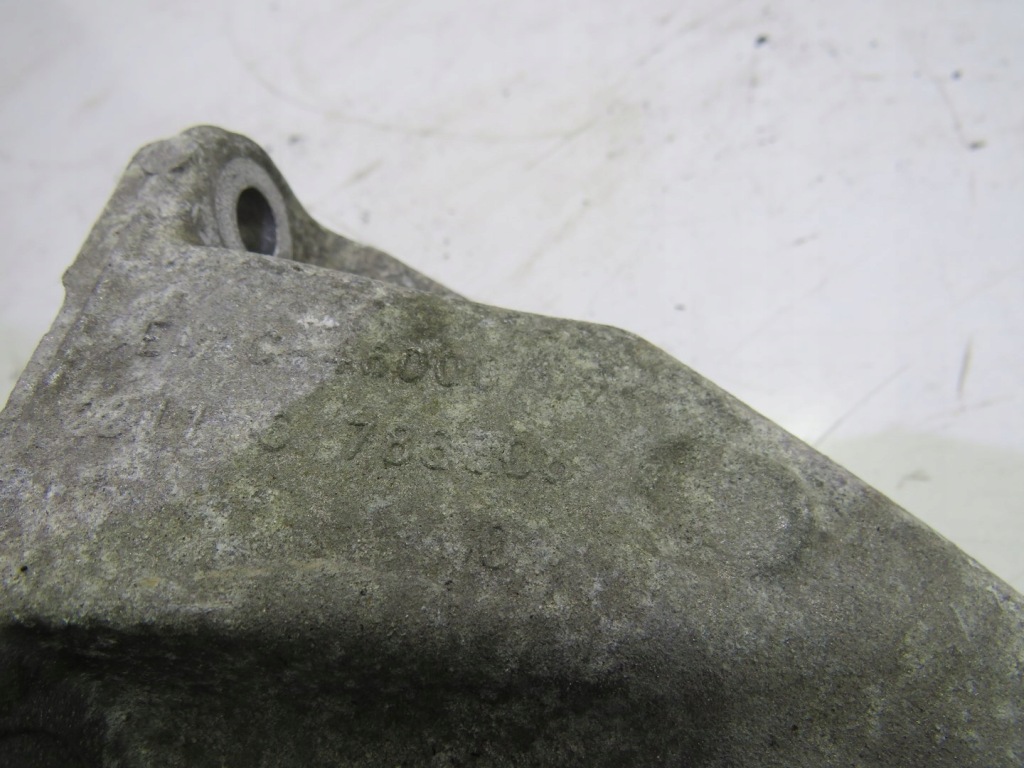 фото №8, Кронштейн двигателя bmw 1 f20 1.6 tb 6788608