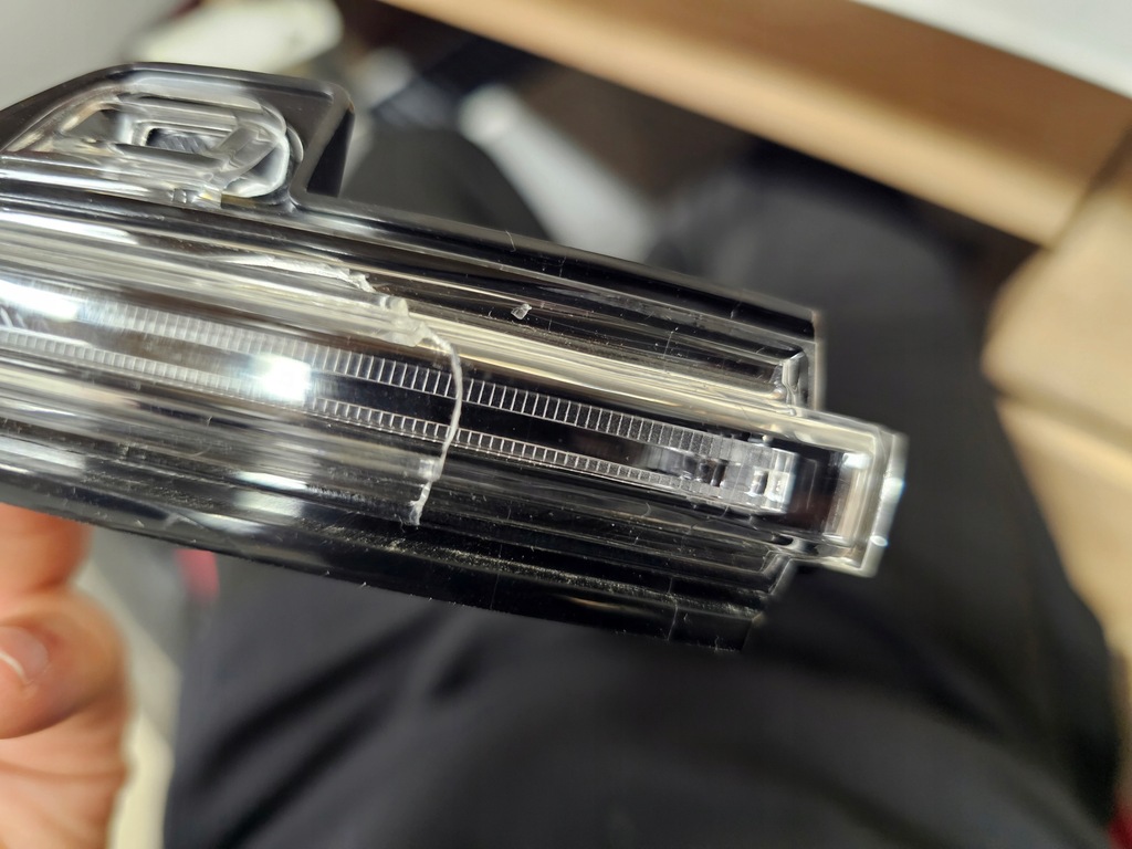 фото №7, Mercedes c-klasa w206 поворотник зеркало левый a0999063703