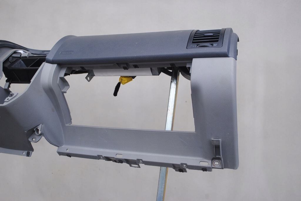 фото №6, Полка приборная панель приборная панель приборная vw polo 9n