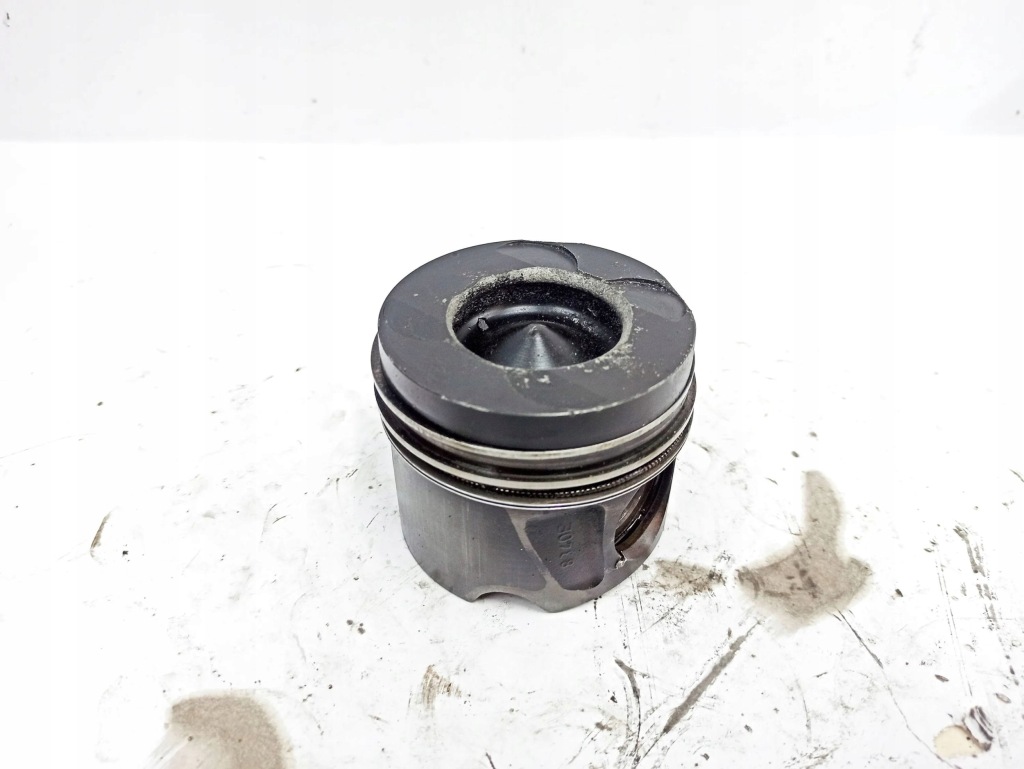 фото №4, Mercedes-benz cls c219 2005 поршні