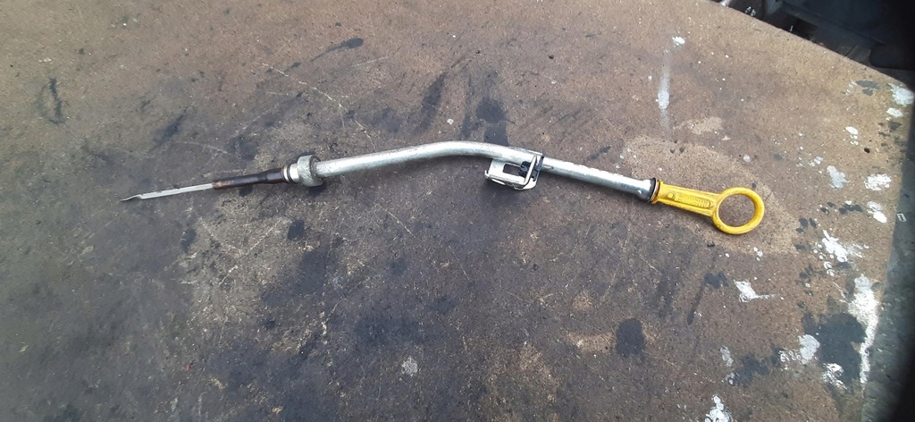 фото №1, Щуп щуп оливи 1.2tce renault megane iii 111510584r