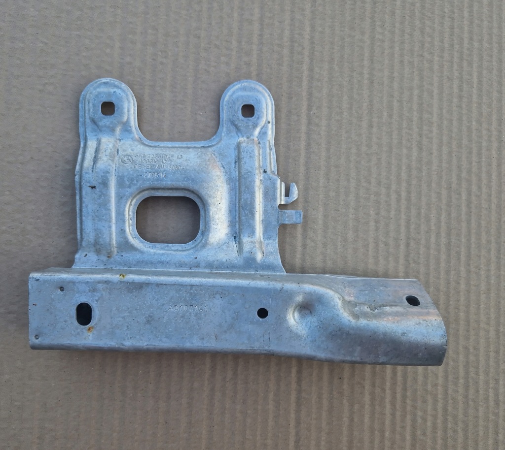 Купити Кронштейн кронштейн  бампера r перед bmw f20 f21 f30