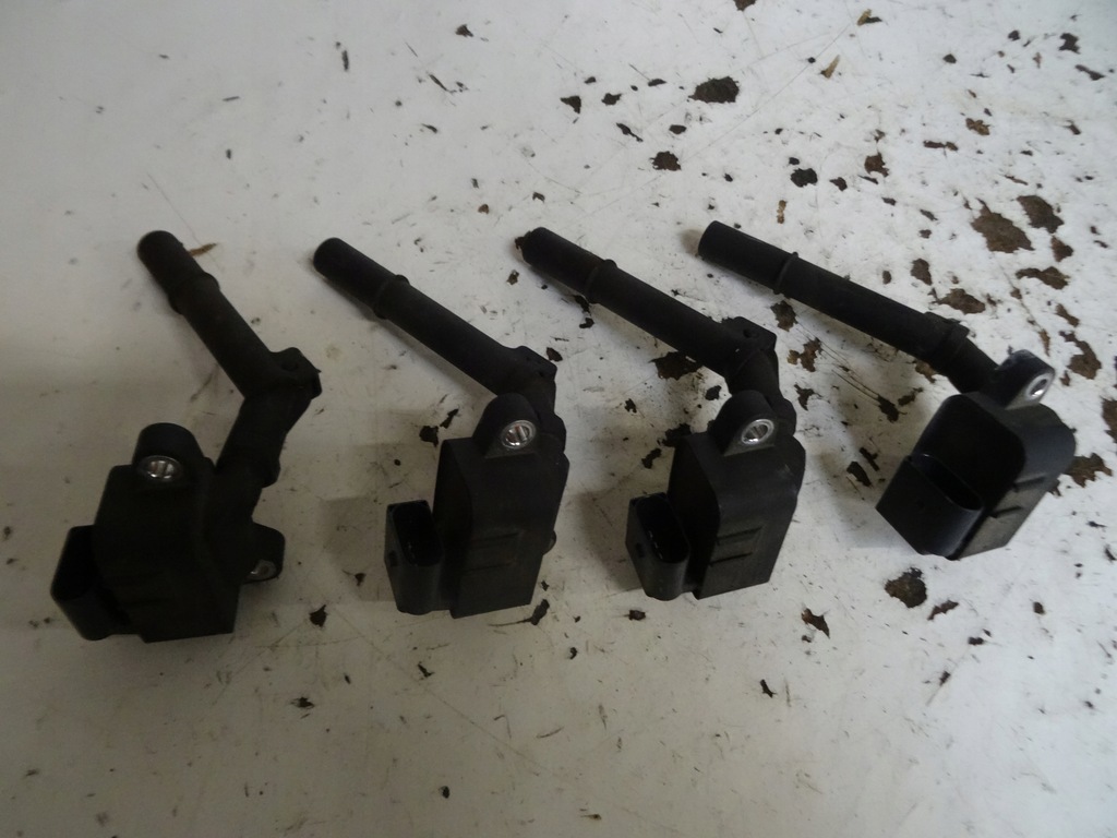 фото №1, Катушка mercedes w246 1.6 0221604030