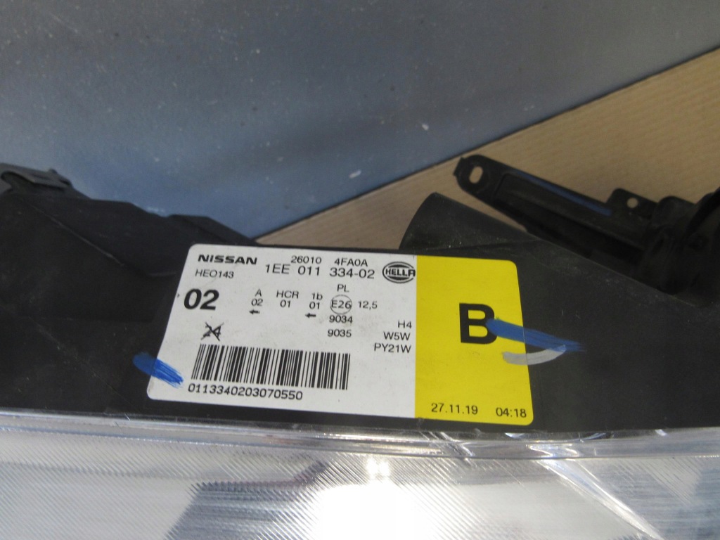 Nissan nv 200 2013 фара правый перед led в Украине