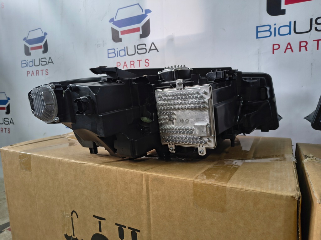 фото №11, Бампер передний комплект радиатор лампы led бензин 2.0 bmw g20 2018 europa