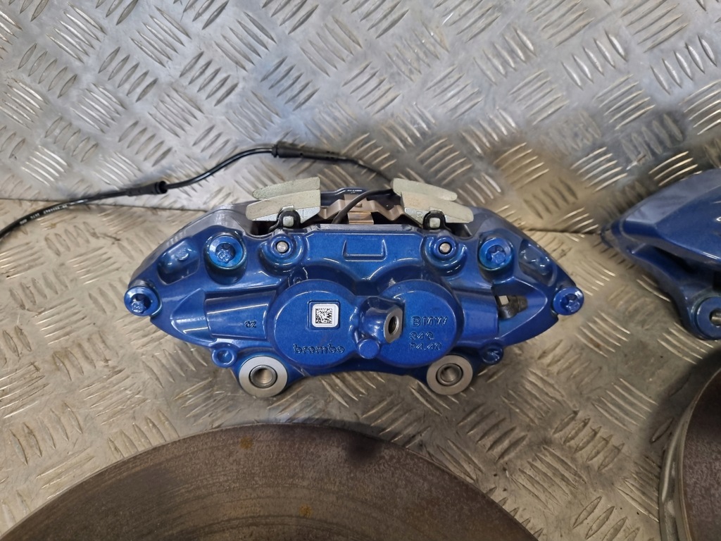 фото №14, Bmw 2 f22 тормозные диски суппорты перед brembo