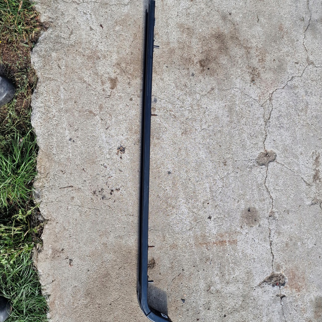 фото №1, Направляющая дверь боковых левая trafic iii