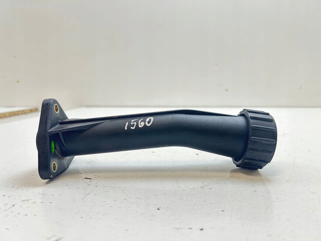 Купить 2003 volkswagen transporter - caravelle t4 заливная горловина масла 070115311