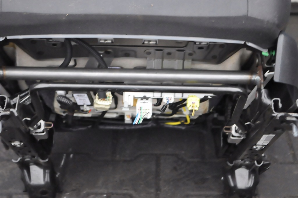 фото №14, Lexus is iii перехідник салону сидіння шкіра