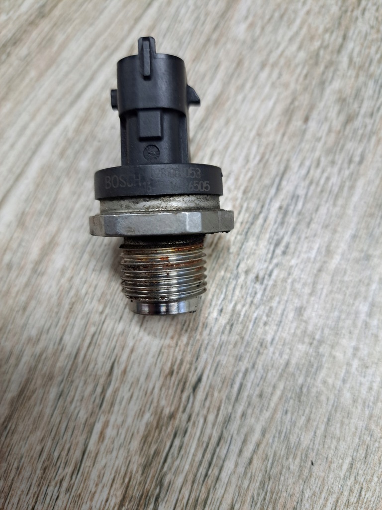 фото №3, Датчик давления топлива renault midlum dxi volvo fl fe