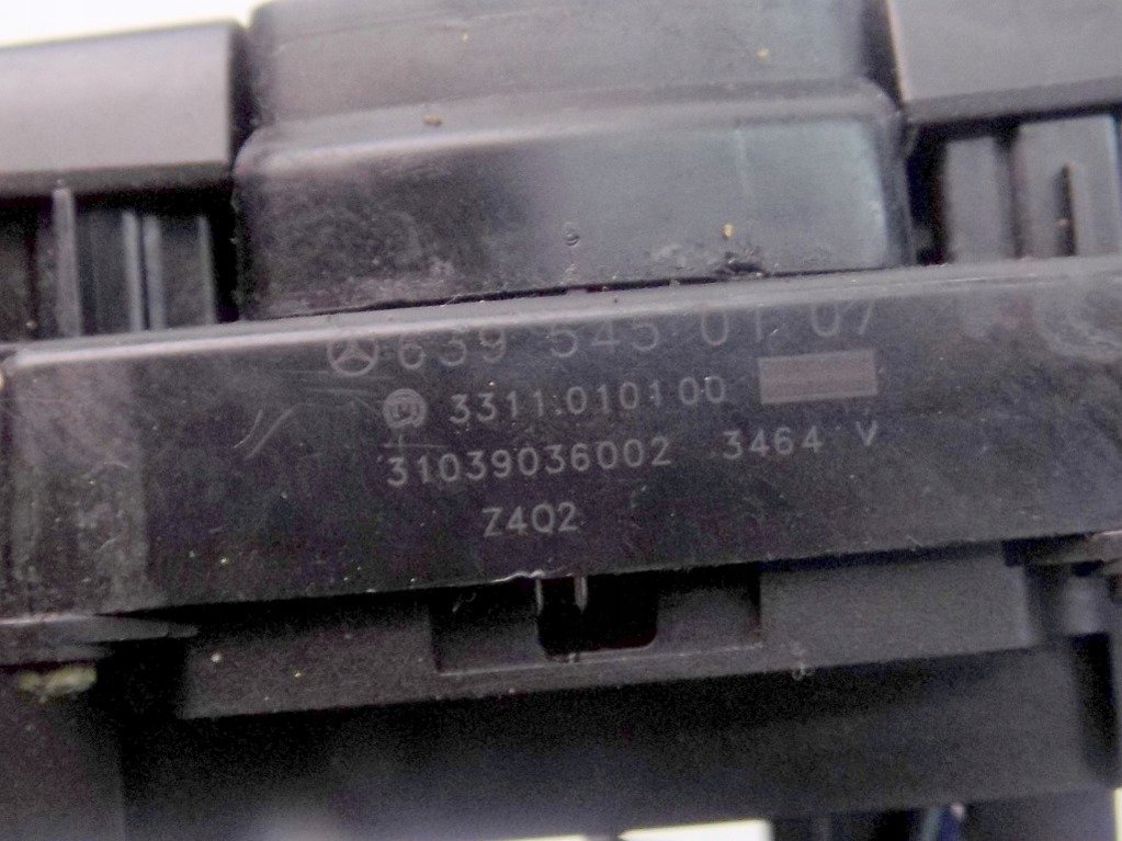 фото №5, Mercedes vito ii w639 04r переключатель аварийных