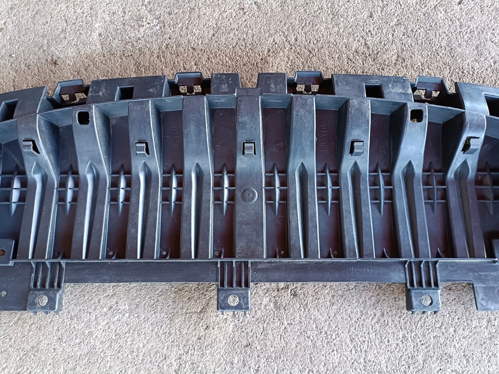 фото №10, Renault megane iii защита плита бампера перед 622350001r