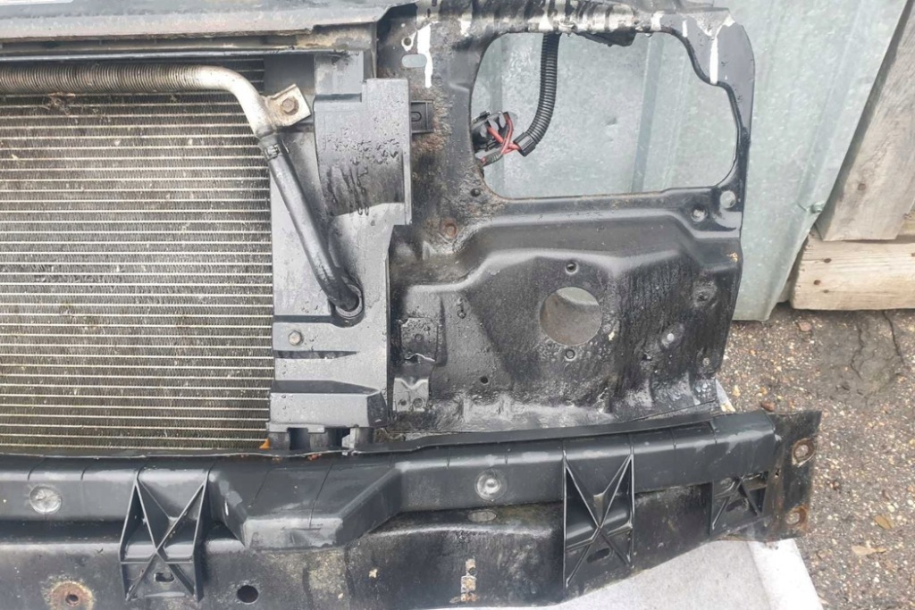 Радиатор воды vw transporter iv фургон 70xa 701121207b 2.5l бензиновый Киев