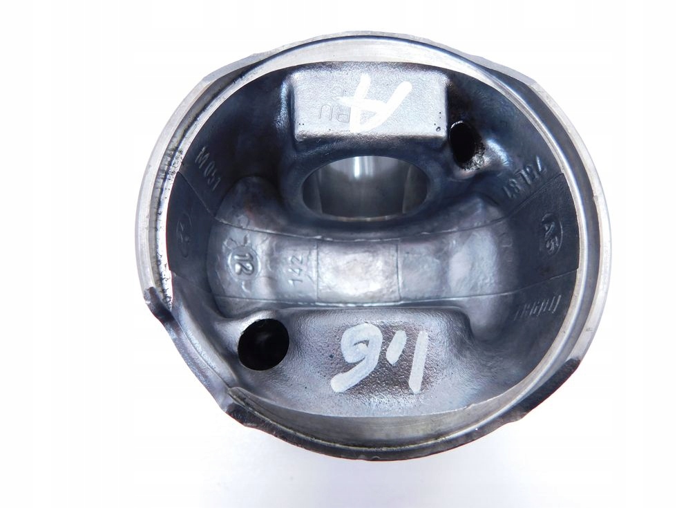 фото №13, 4x поршень 1.6 d hdi tdci ford peugeot citroen volvo fiat поршни v50 s40 focus