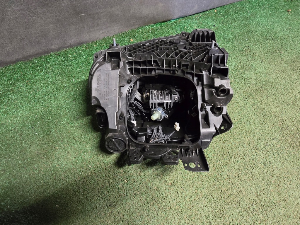 фото №5, Лампа права перед porsche taycan full led 9j1941032e