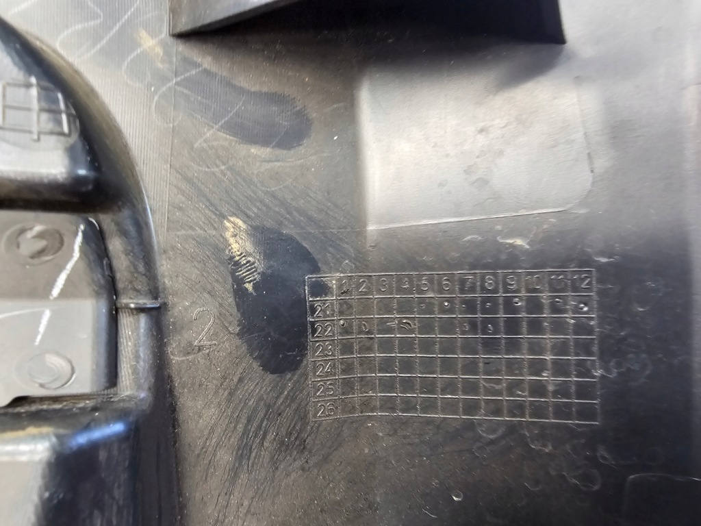 фото №11, Решітка бампера права перед toyota hilux 8 viii lift 2021 - orginał