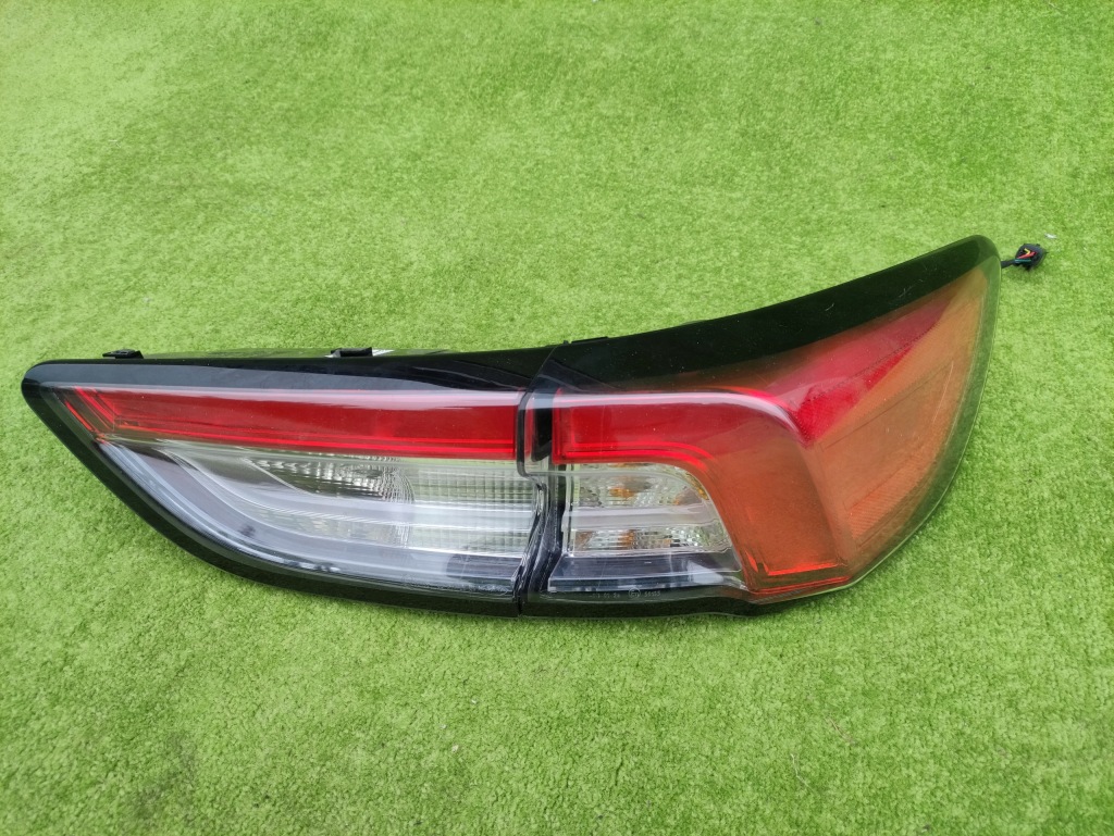 Купить Ford kuga mk3 19- фара правый  задняя задний  комплект  led