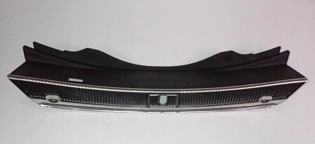 фото №1, Молдинг край багажника audi a8 d4 4h 4h0863471c