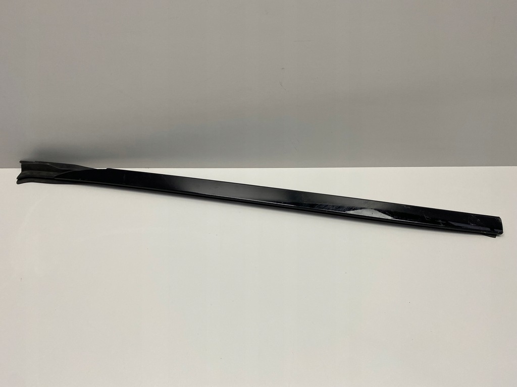 фото №1, Bmw x5 g05 молдинг стекло правая 7463528