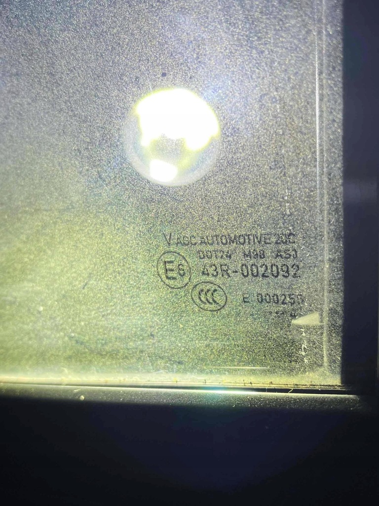 фото №12, Porsche macan дверь задние левая задняя 95b833311a 95b833021grv