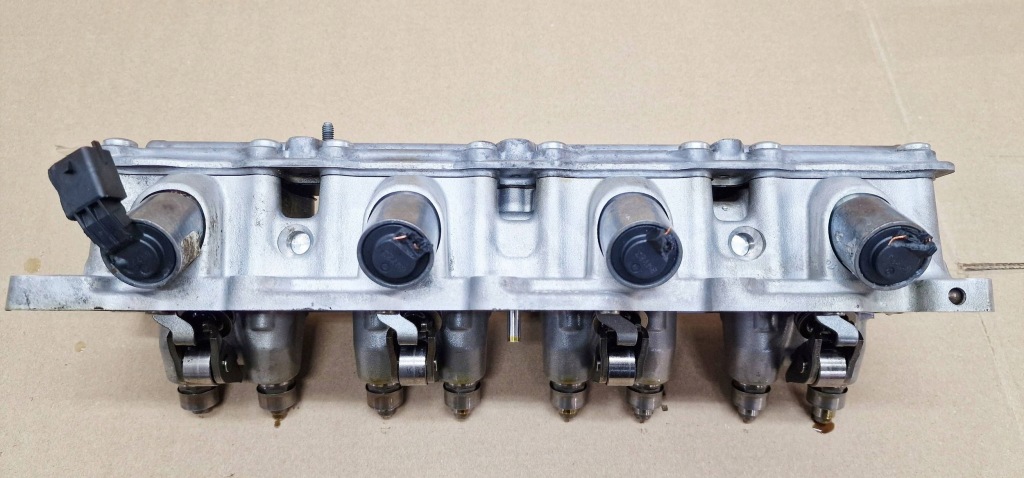 Блок клапанов jaguar e-pace 2.0i pt204 Недорого