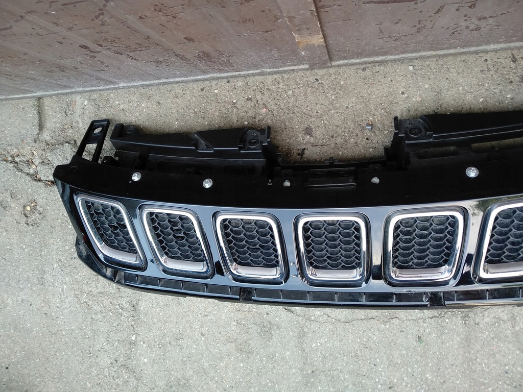 фото №8, Решітка радіатора решітка радіатора jeep compass ii 2017-^