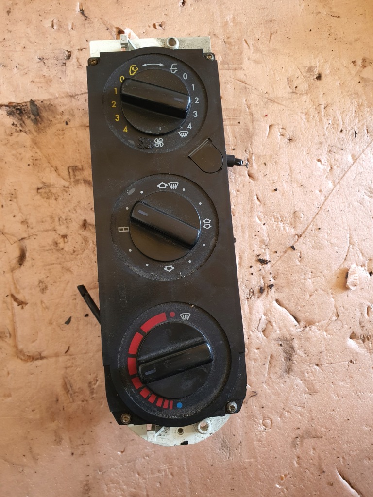 Купить Панель обдув mercedes atego a0004460728 all/h/7