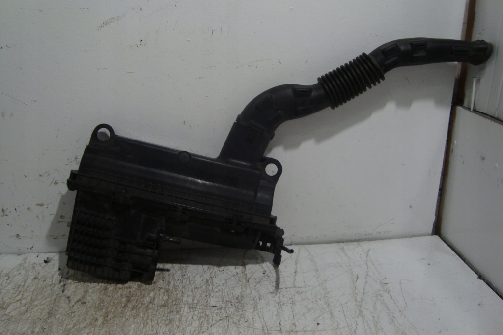 фото №1, Корпус фільтра повітря dacia sandero 1,5 dci poznań