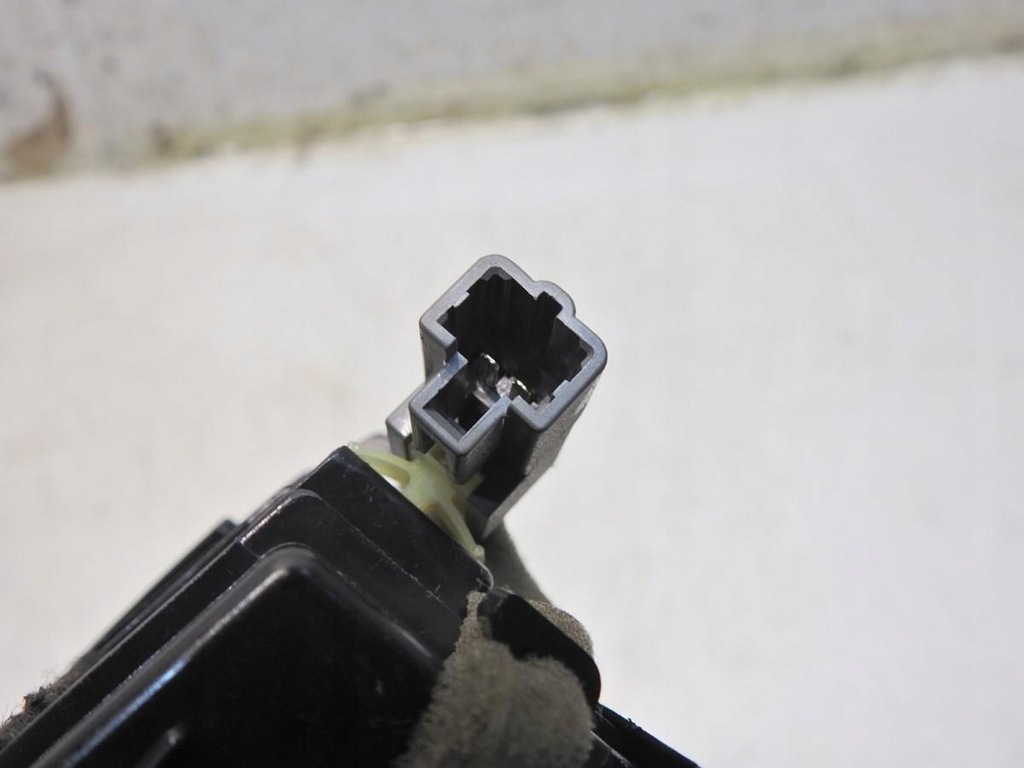 фото №3, Попільничка hyundai santa fe ii