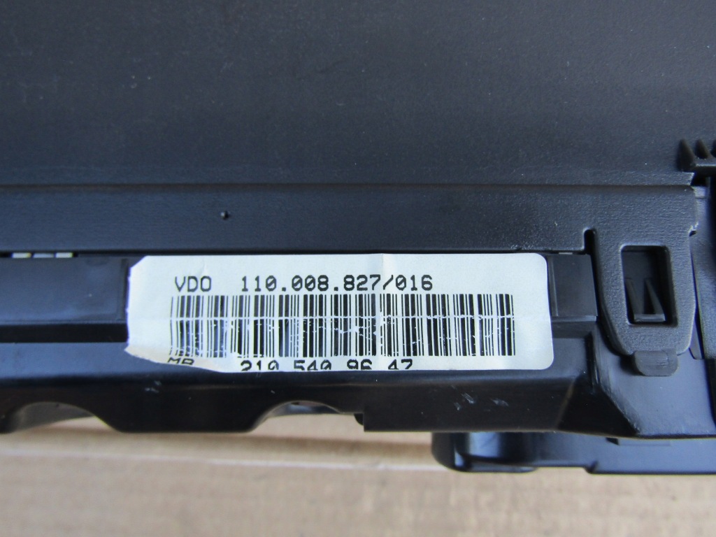 8 mercedes w210 3.0td 2.5td дизель лічильник прилади sedan Доставка