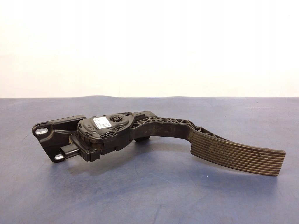 фото №1, Jeep grand cherokee wk2 потенціометр педаль газу