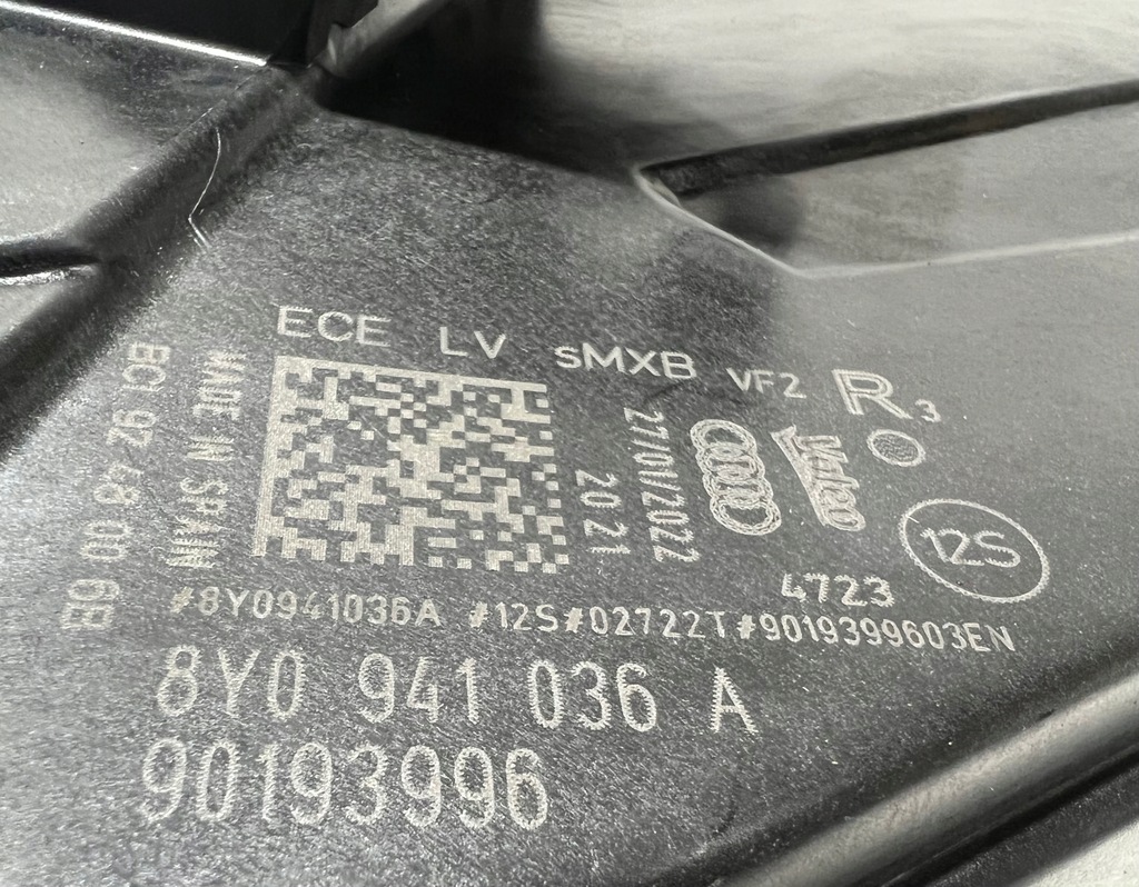 фото №14, Audi a3 8y matrix лампа левая правая