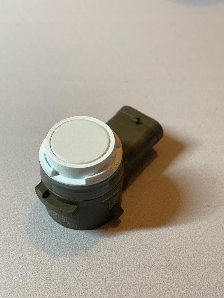 Tesla 3 y s x датчик парковки 1127503-11-c новый Киев