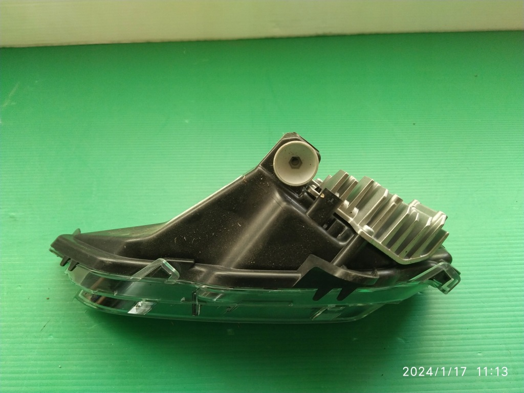 Противотуманная фара правый led drl range rover evoque ii k8d2-15200 Цена