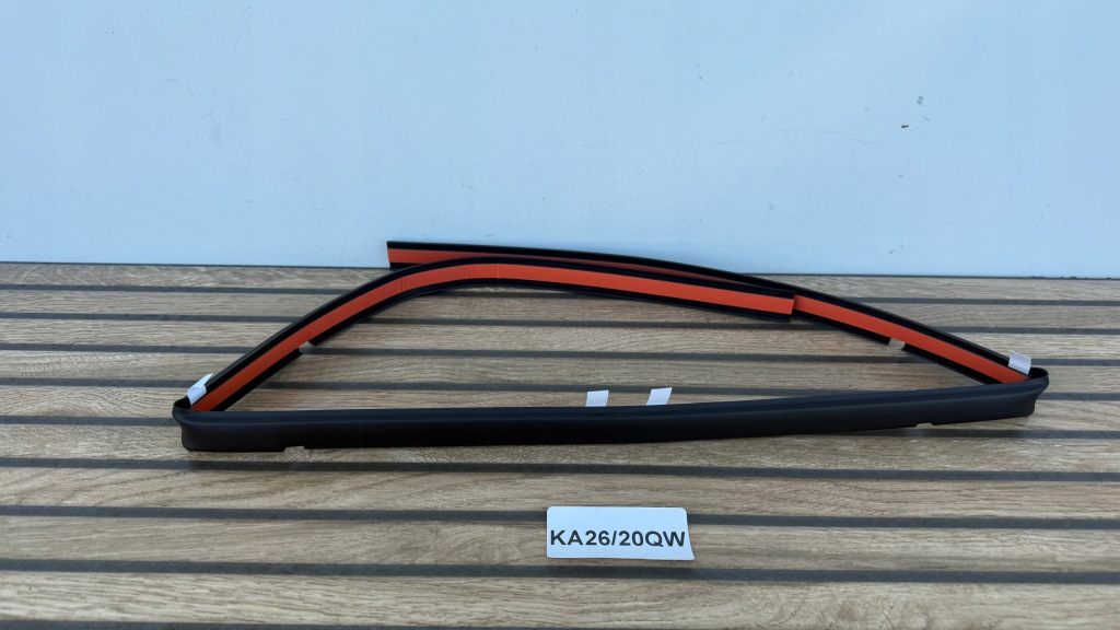 Купить Mercedes sl w230 уплотнитель  крышки багажника новая оригинал ka26/20qw