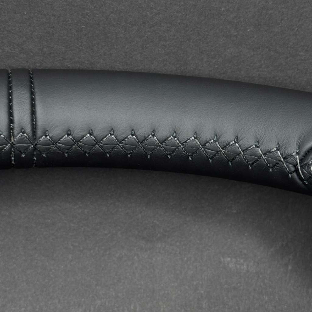 фото №10, Porsche 911 992 macan panamera cayenne повітропровід czarna шкіра nowa fv 36cm