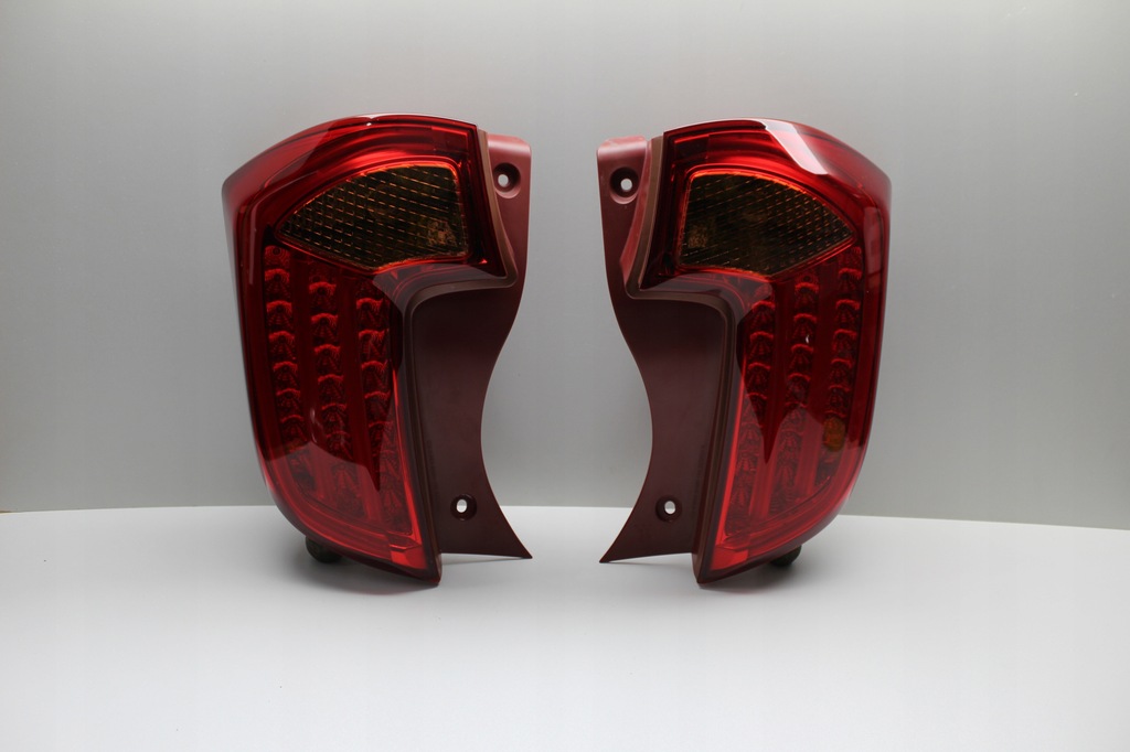 фото №1, Kia picanto ii 2 - лампа задняя правая + левая led 2011+