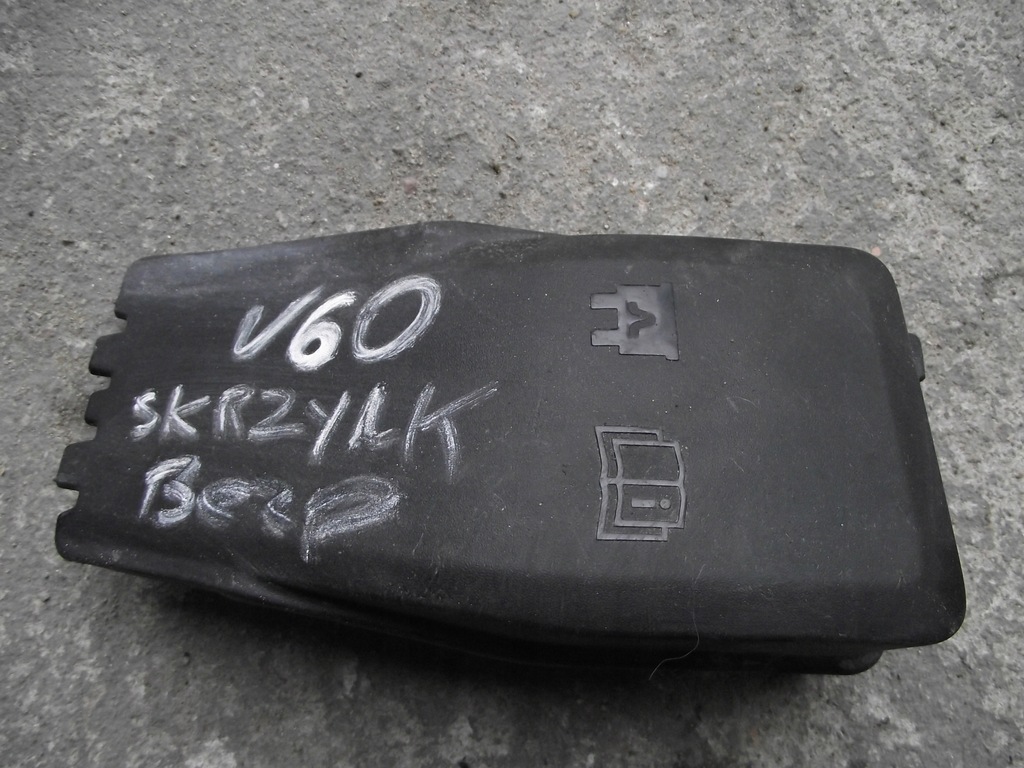 фото №1, Корпус коробка запобіжників v60 s60