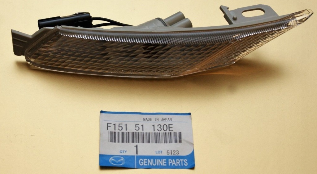 фото №1, Mazda rx-8 лампа поворотник білий kompletny