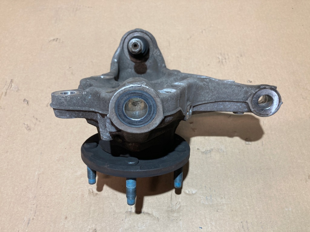 фото №8, Поворотний кулак ступиця правий перед chevrolet corvette c7